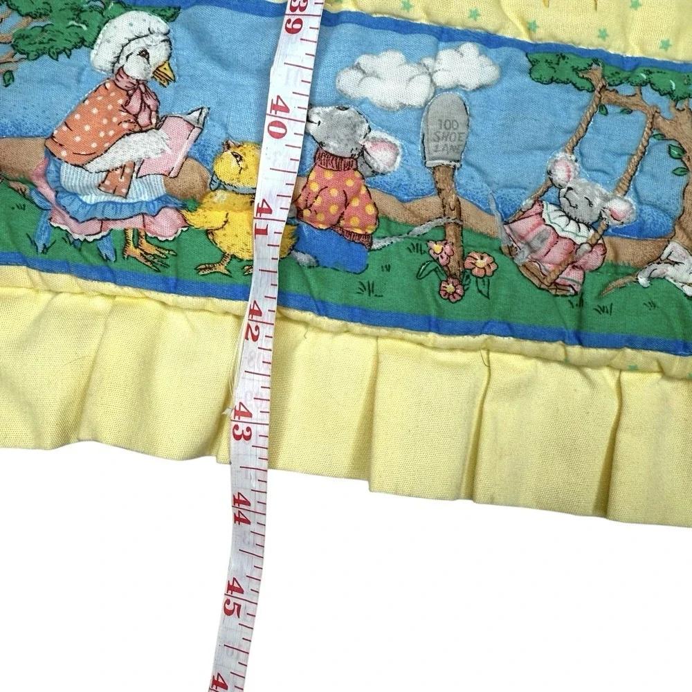 Vintage Mother Goose Rymes Nursery Baby Quilt Crib Blanket Throw 43‎ x 34 Humpty